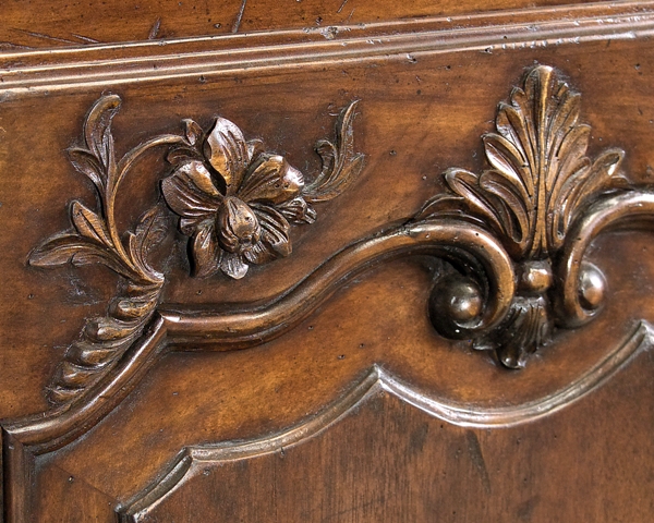 Quality furniture hand carved Colorado Style Home Furnishings Quality furniture hand carved Colorado Style Home Furnishings