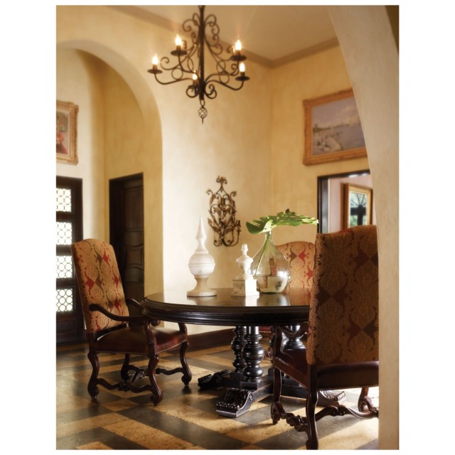 Tuscan Round DIning Table