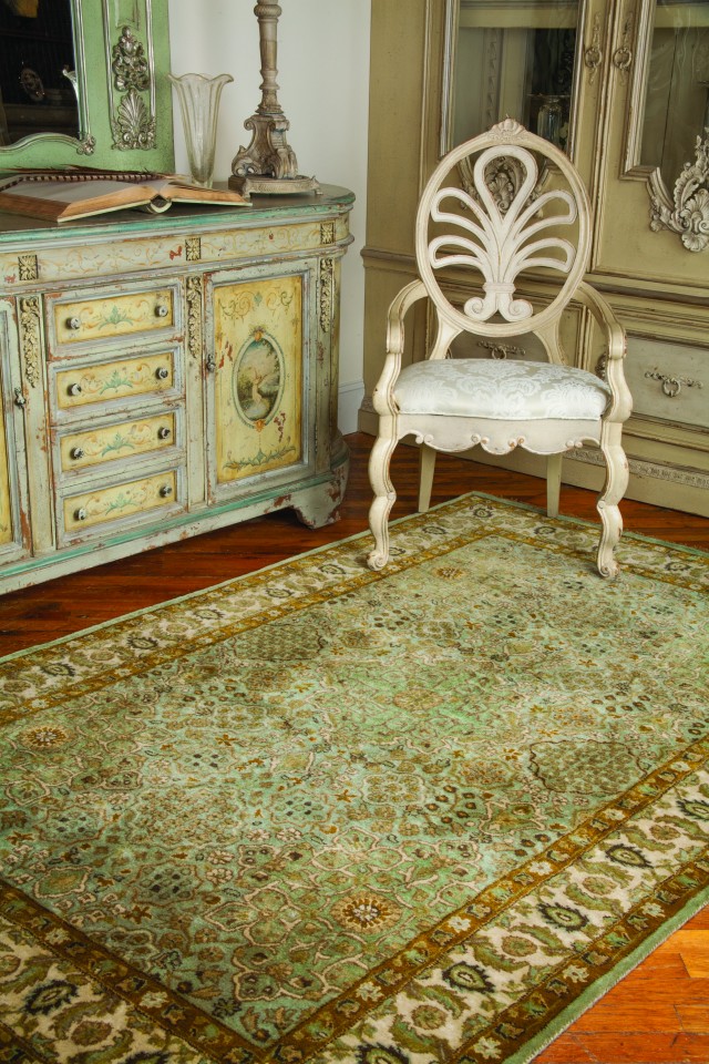 Hand tufted rug