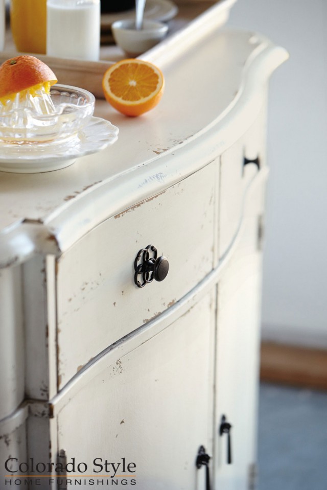 Bordeaux Sideboard