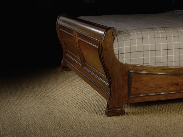 High Country Sleigh Bed