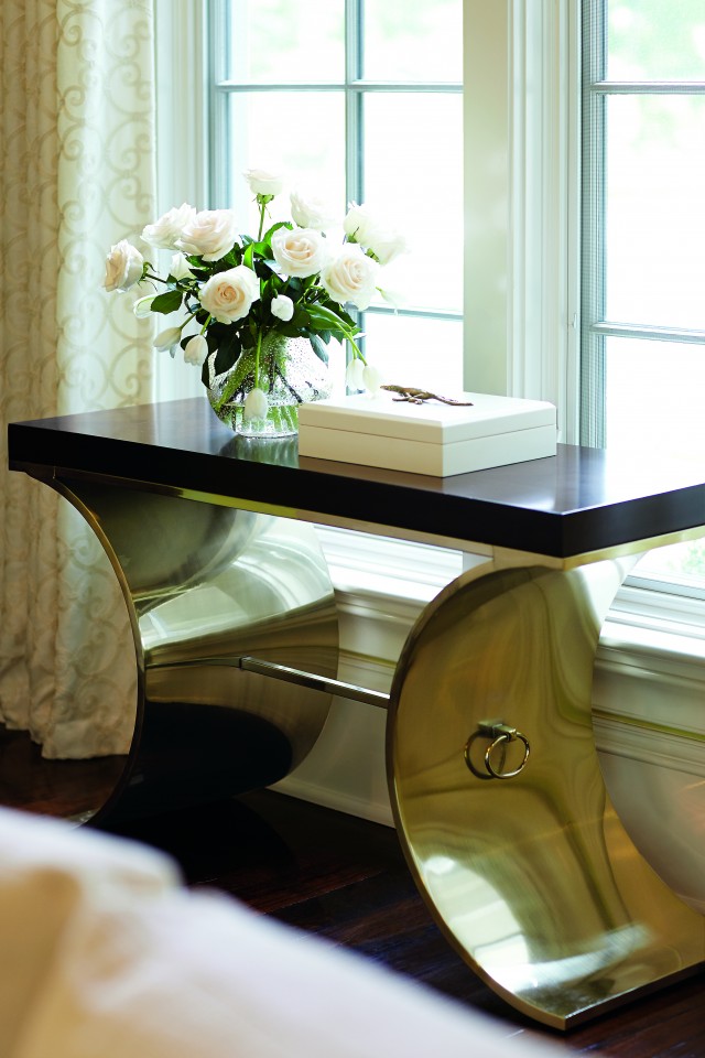 Glarmour Furniture 910RS