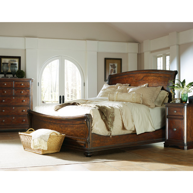 Continental Sleigh Bed